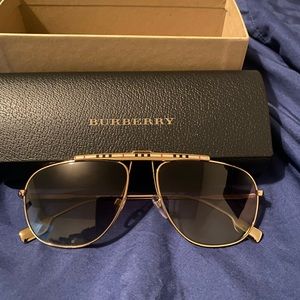 BURBERRY SUNGLASSES BRAND NEW!!!!!!!